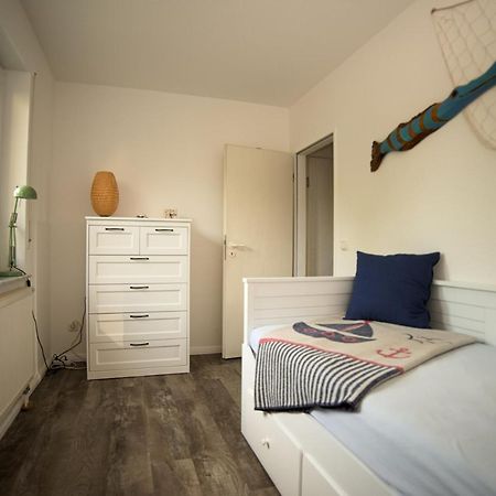 Schoene Ferienwohnung Breege Exteriör bild
